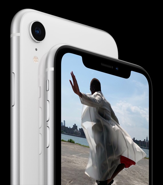 iPhone XR White product photo 1